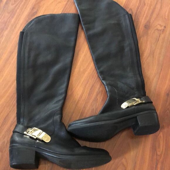Vince Camuto Black leather boots bedina Gold hardware 8 - Picture 2 of 8